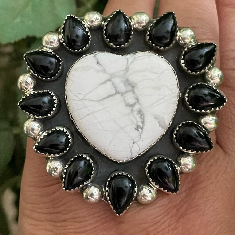 M&S Howlite and Black Onyx Heart ring!!